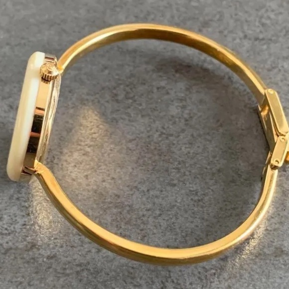 RARE GUCCI 14k Gold Plated Watch Bracelet highly collectable! Vintage SO POPU… - Picture 2 of 10